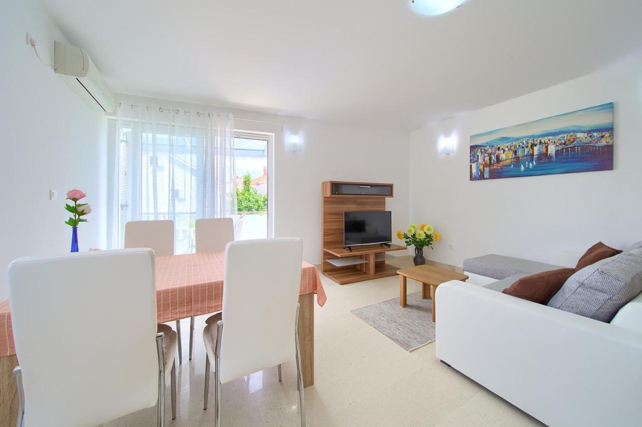 Apartment Anja Кърк Екстериор снимка